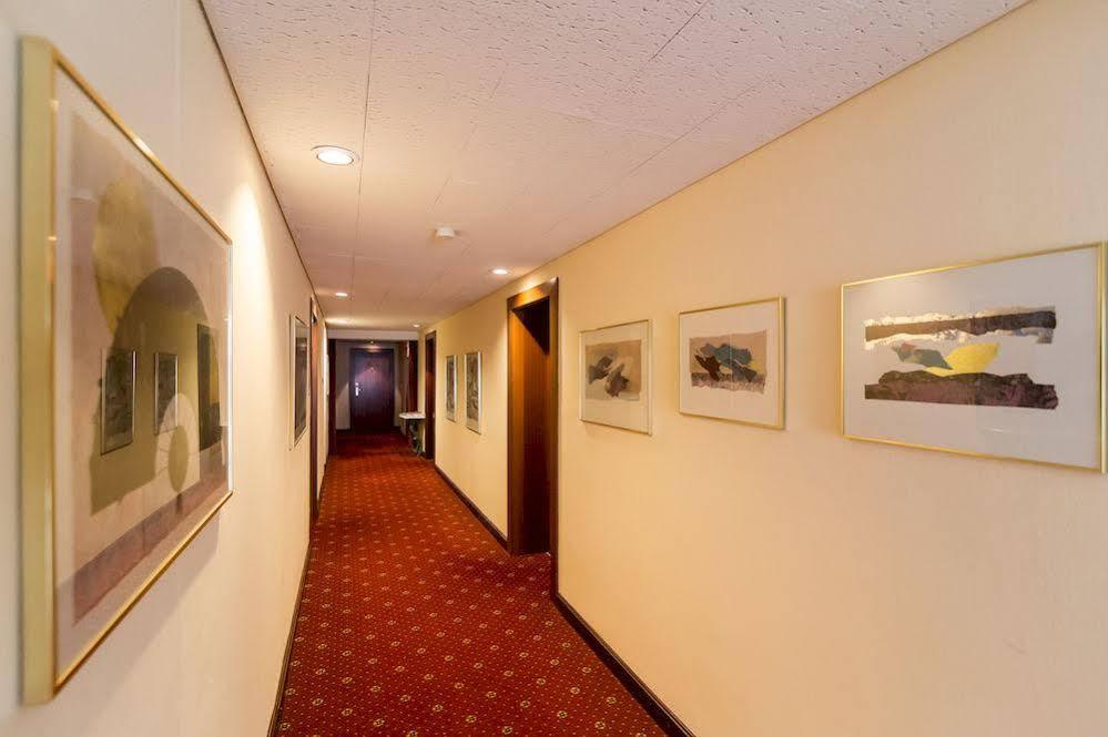 Thermen Hotel & Restaurant Bad Soden Bad Soden am Taunus Exterior foto