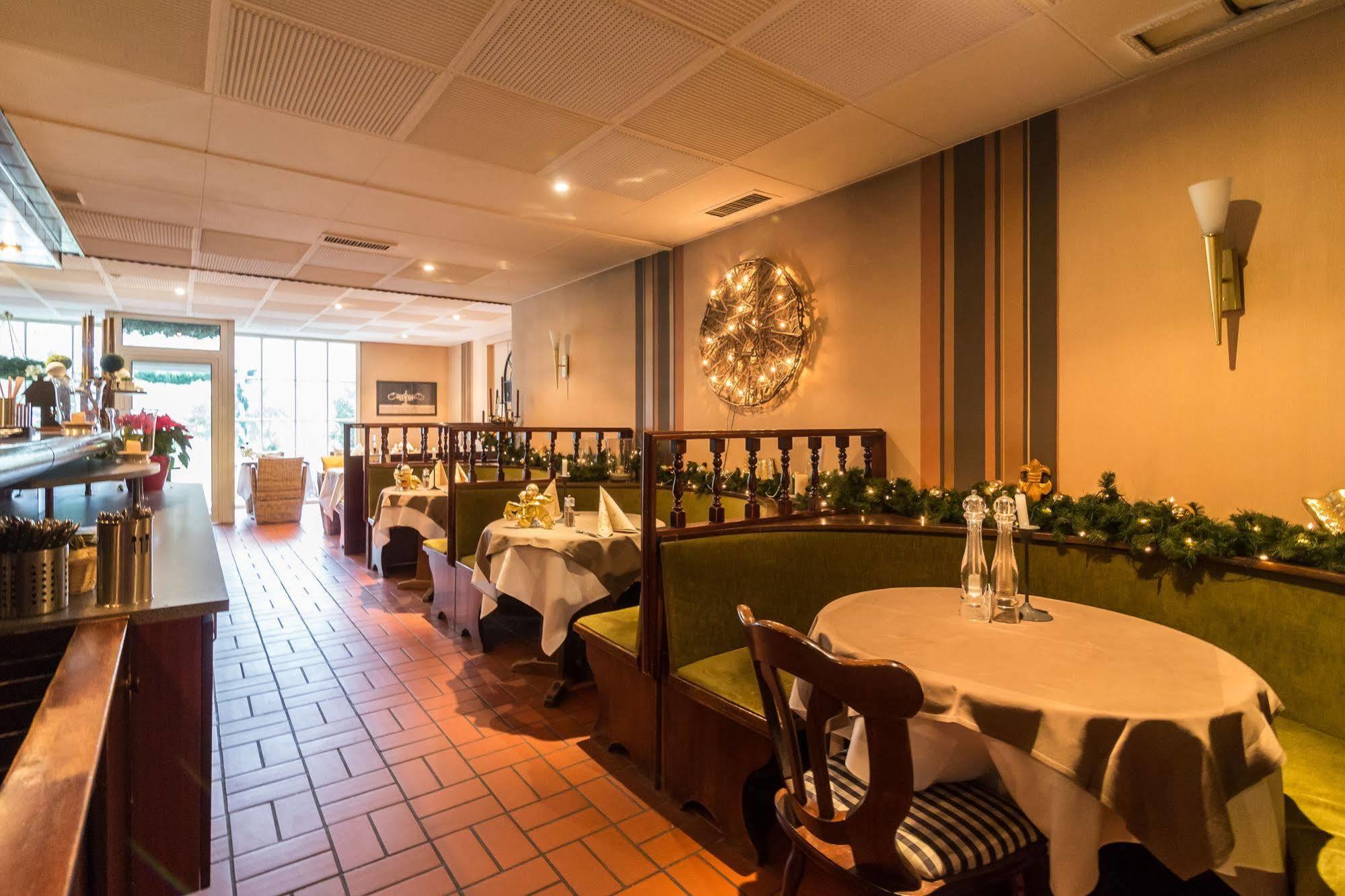 Thermen Hotel & Restaurant Bad Soden Bad Soden am Taunus Exterior foto